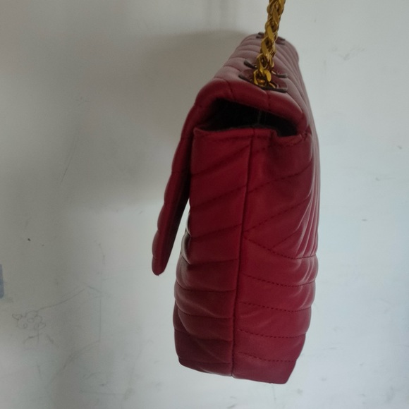 Tory Burch Red and Gold Chevron Shoulder Bag - Picture 3 of 14